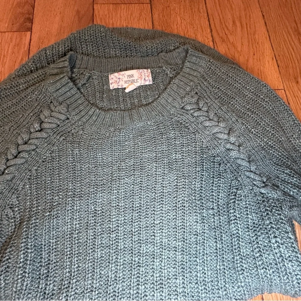 Pink Republic Teal Cable-Stitch Crewneck Sweater XS